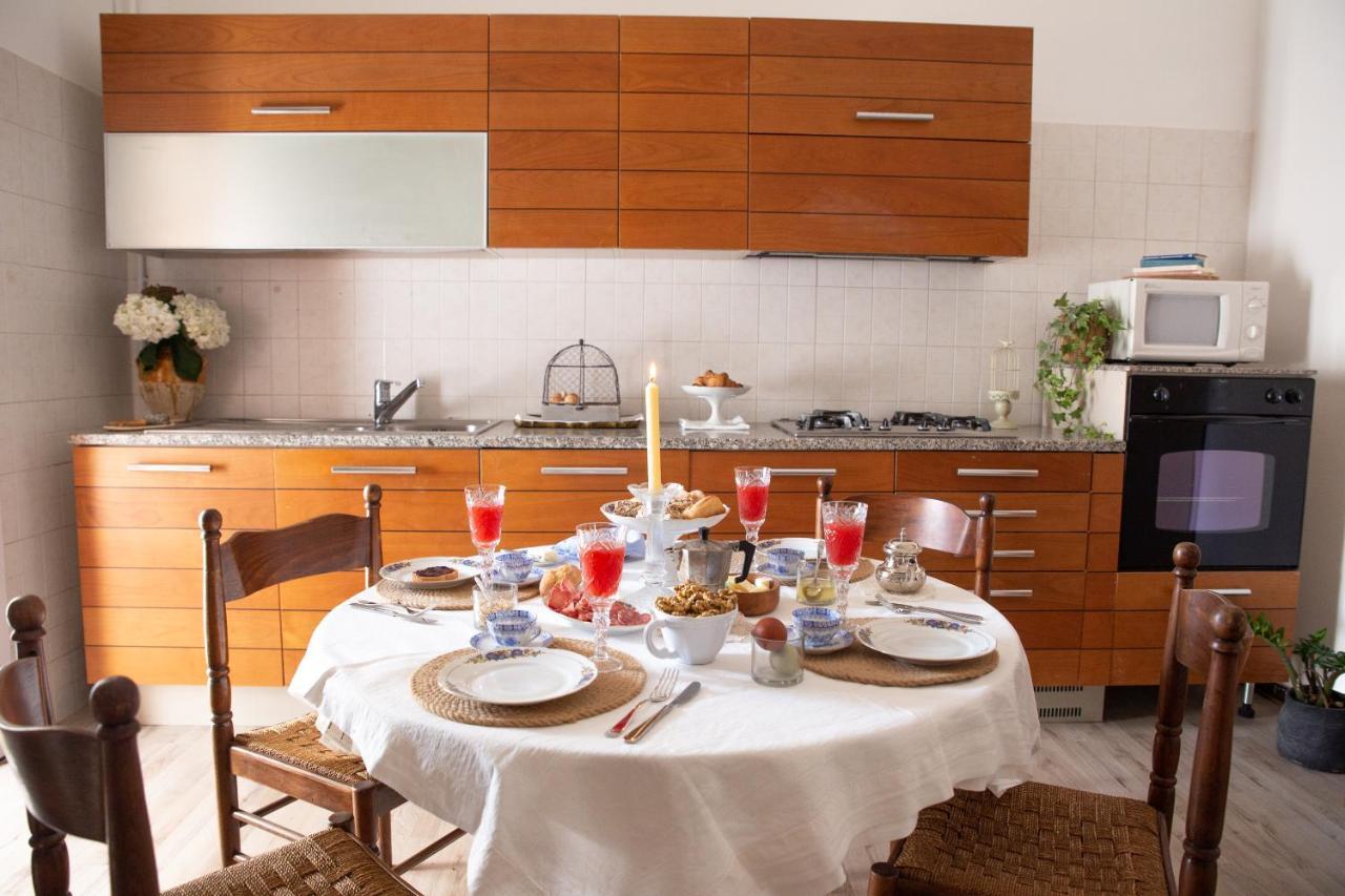 Dimora Ellen Apartment Падуа Екстериор снимка